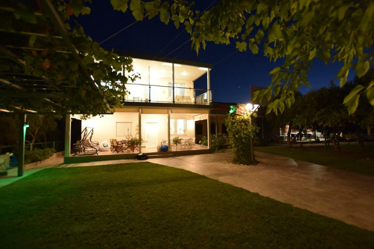 V Luxury Suites Toroni 3 Εξωτερικό φωτογραφία