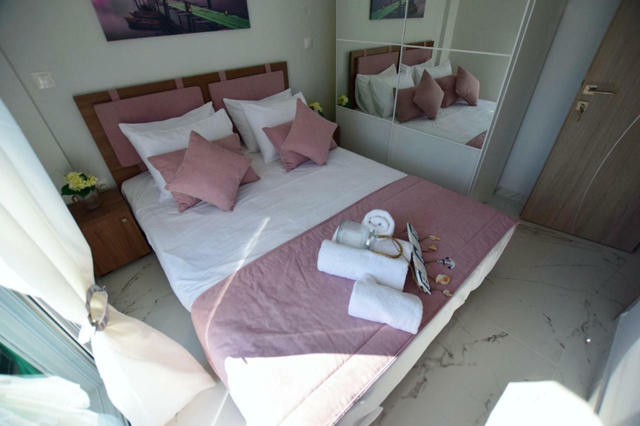 V Luxury Suites Toroni 3 Εξωτερικό φωτογραφία