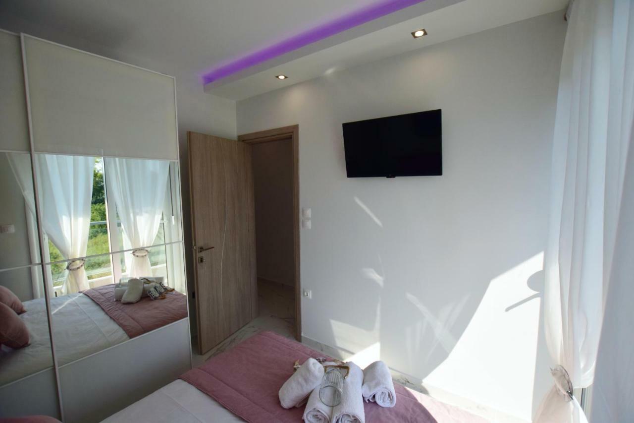 V Luxury Suites Toroni 3 Εξωτερικό φωτογραφία