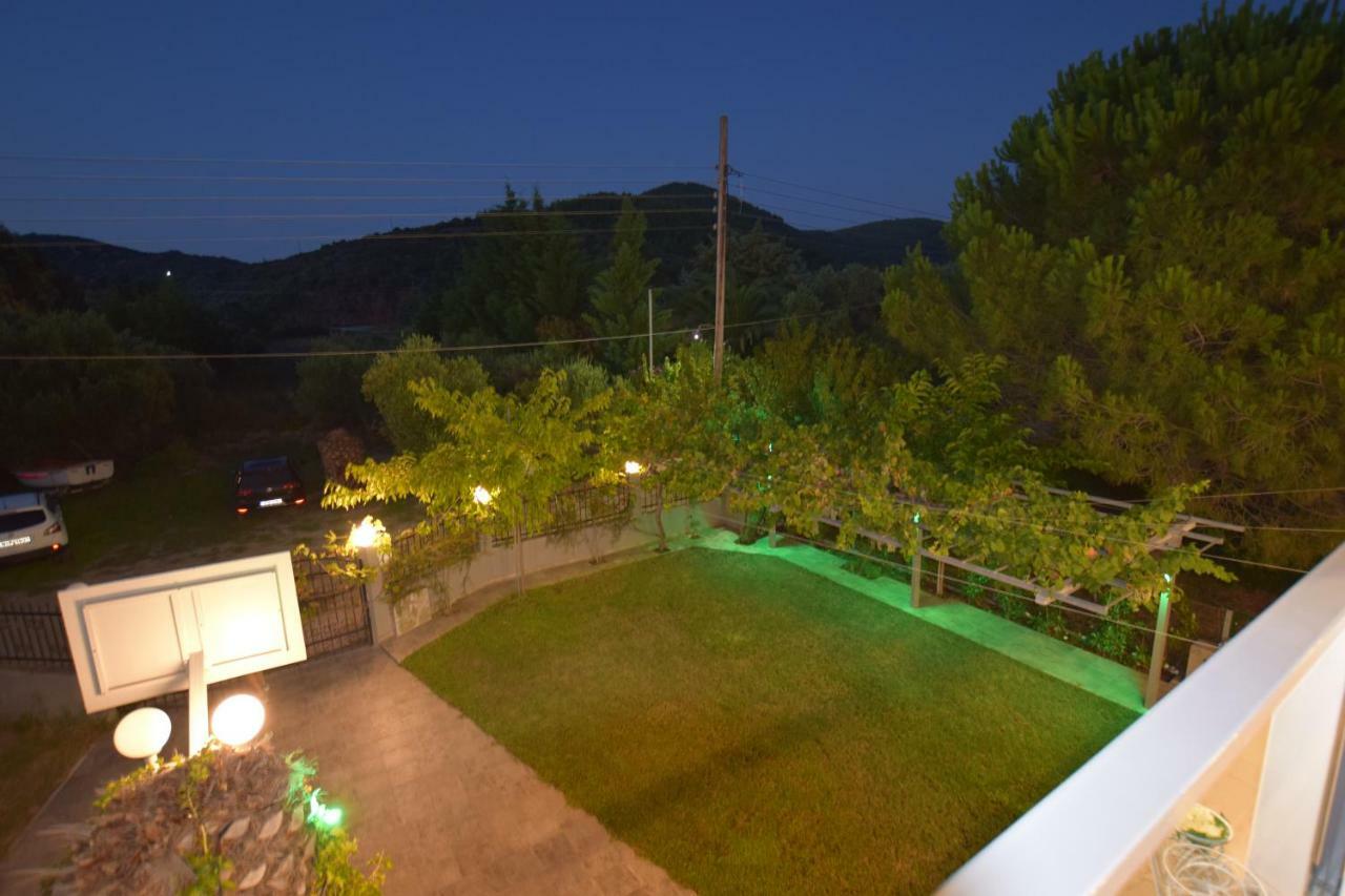 V Luxury Suites Toroni 3 Εξωτερικό φωτογραφία